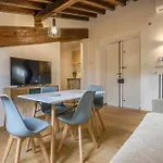Palazzo Borghese Apartment With Panoramic Terrace